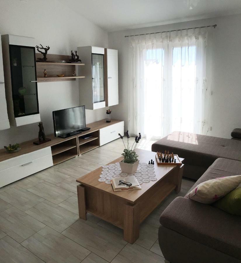 Apartment Marica โพเซดารเย ภายนอก รูปภาพ